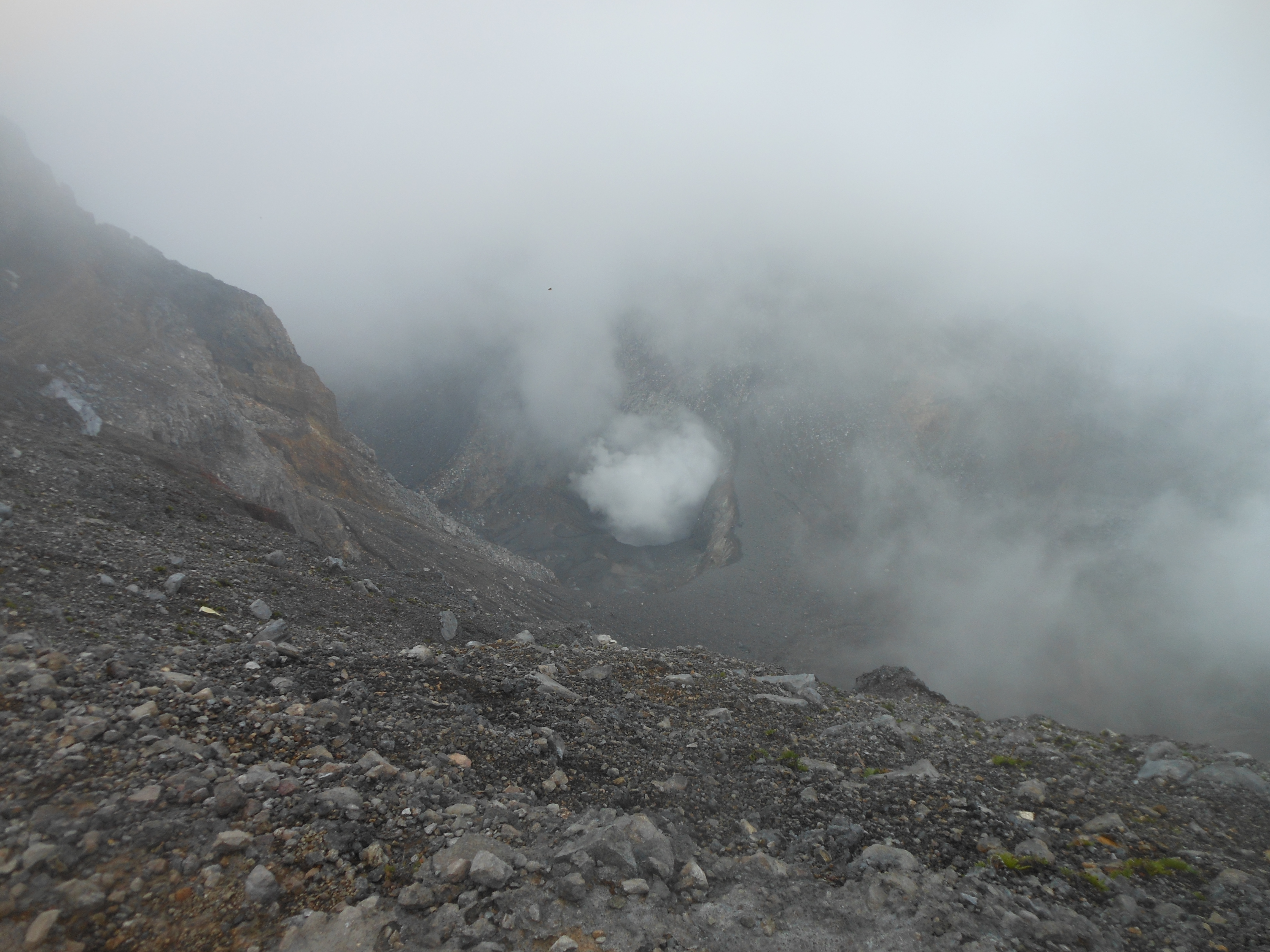 Mount Gamkonora Gunung Bagging